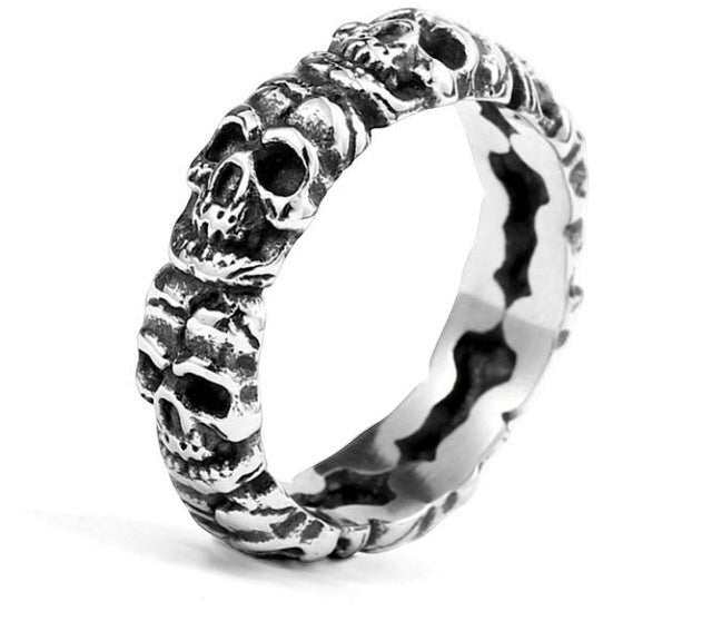 Ossuary Skull Ring