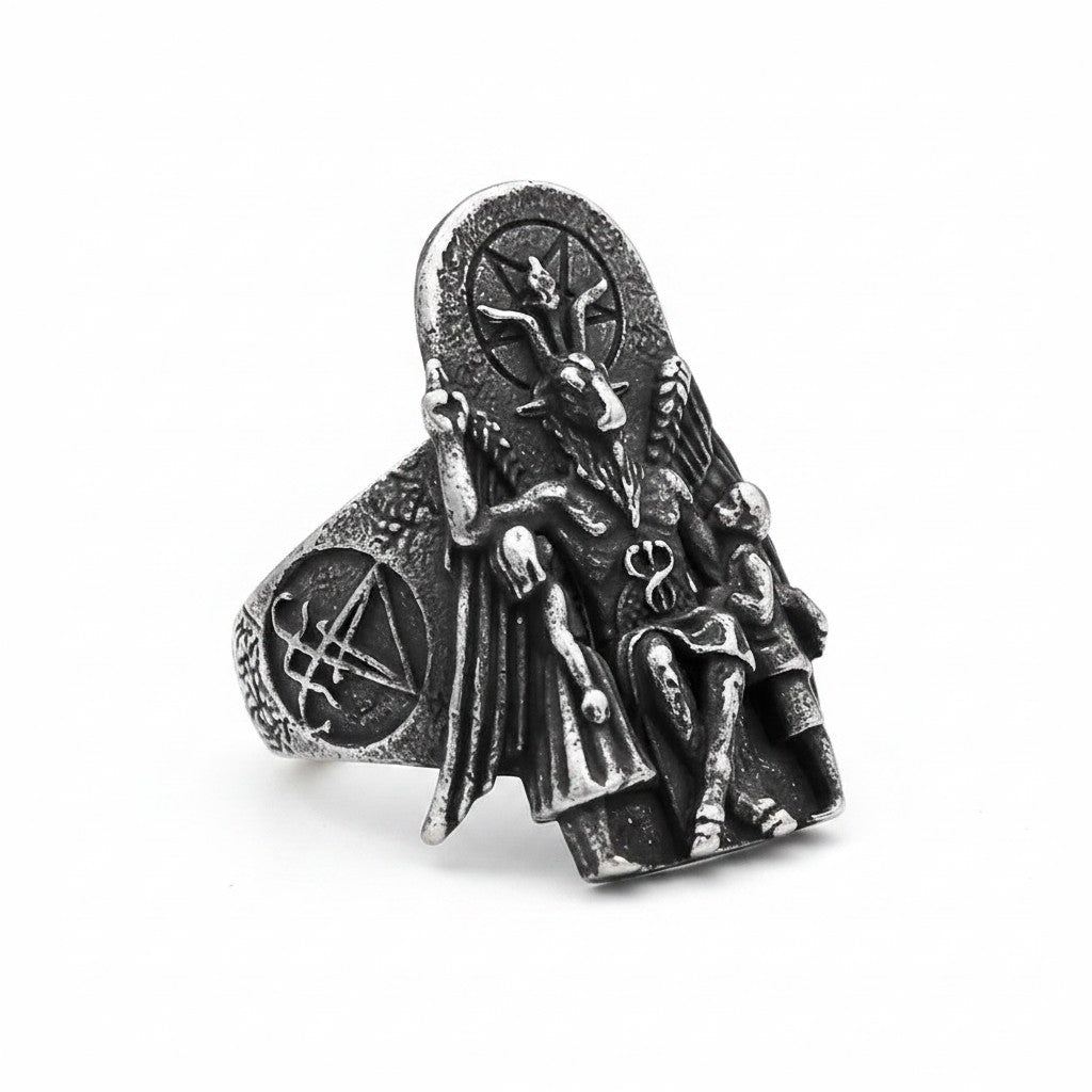 Maniac Steel Warrior stainless steel punk ring for men featuring a Baphomet design with a pentagram.