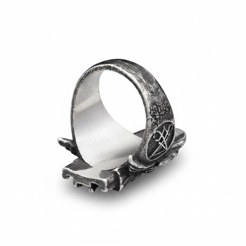 Maniac Steel Warrior stainless steel punk ring for men with a pentagram design.